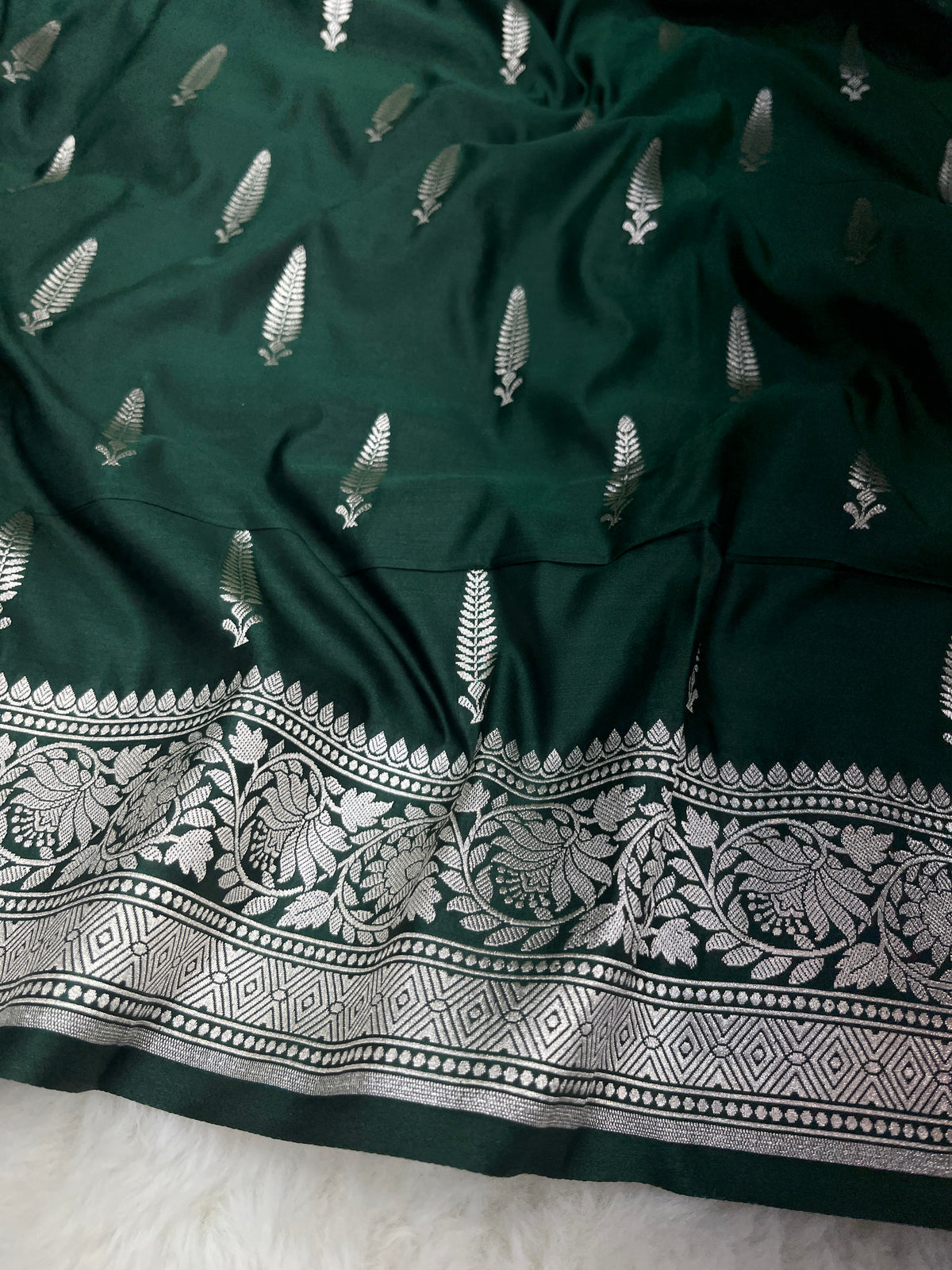 Green Banarasi Soft Mashru Katan Silk Bootidar Saree