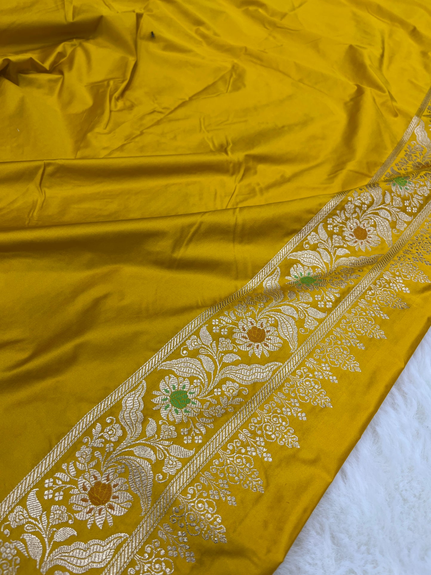 Haldi & Mehendi Wear Mustard Yellow Banarasi Pure Mashru Silk Meenakari Saree