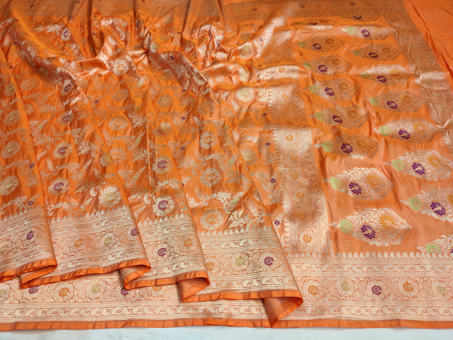 Banarasi Pure Katan Silk Meenakari Artistry Saree for Worthy Look