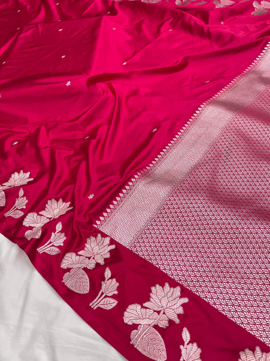 Shades Banarasi Floral Buta Mashru Silk Saree