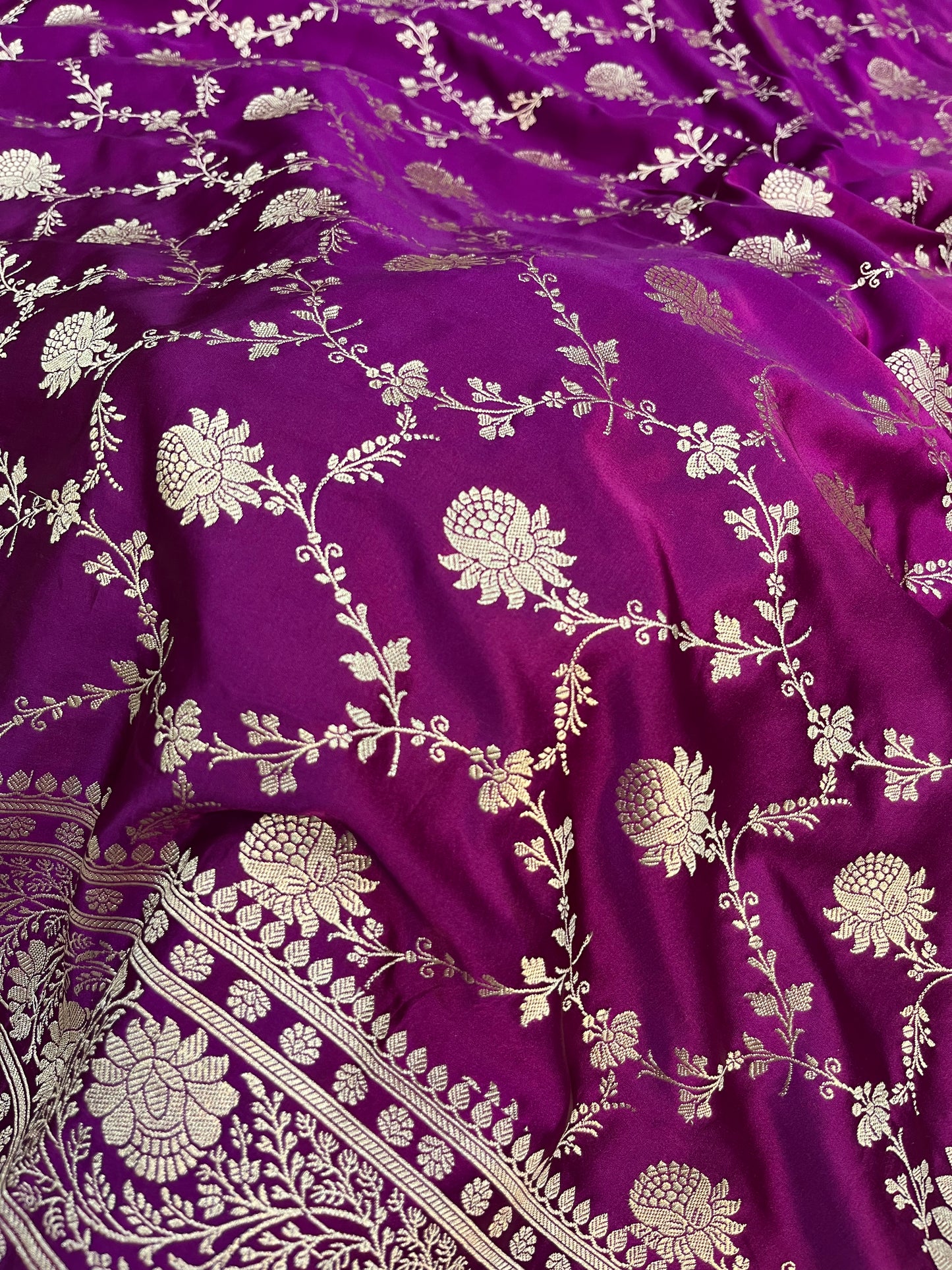 Purple Banarasi Mashru Saree with Floral Jaal Design | Handwoven Traditional Saree