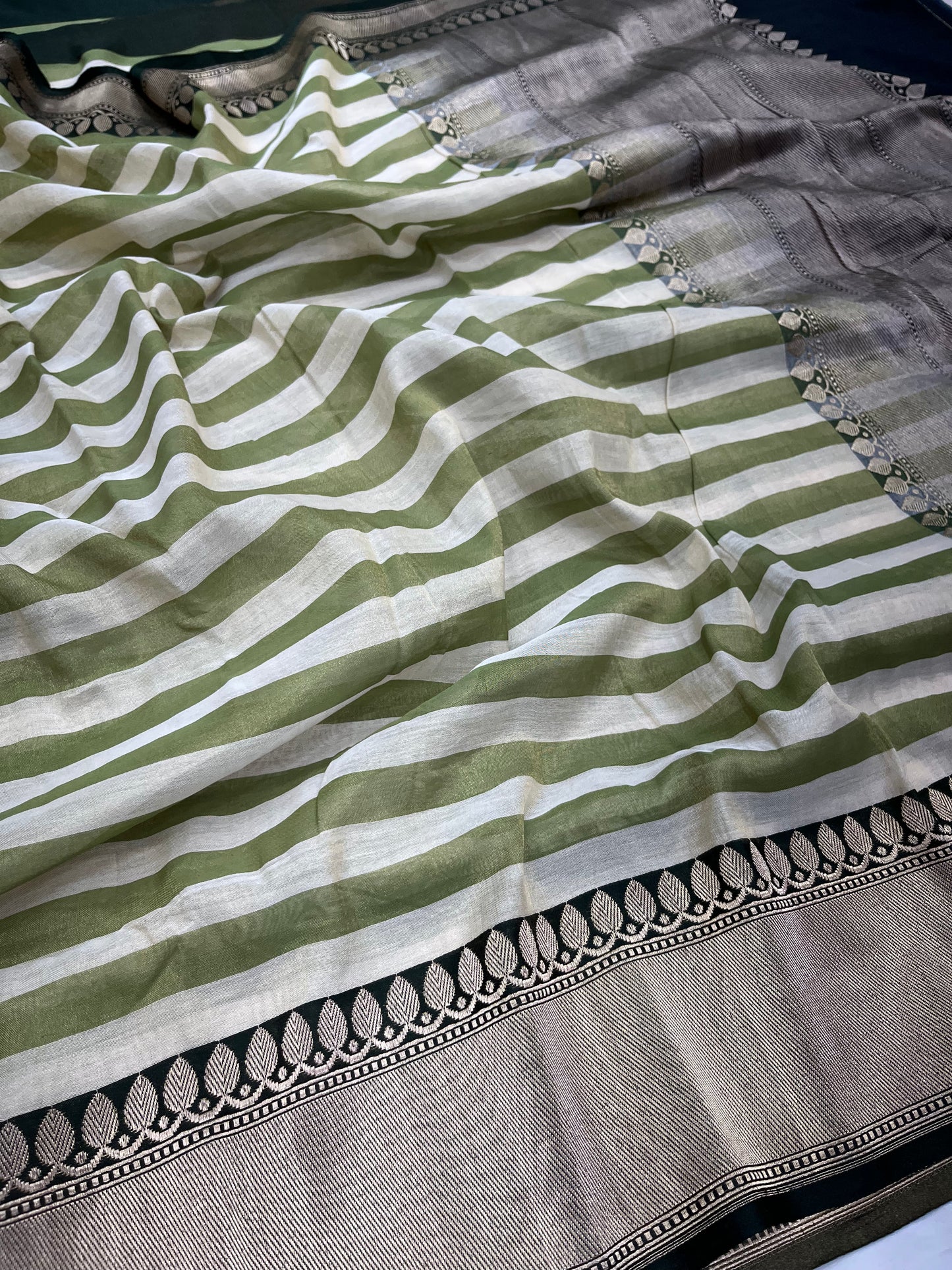 Handwoven tissue silk saree