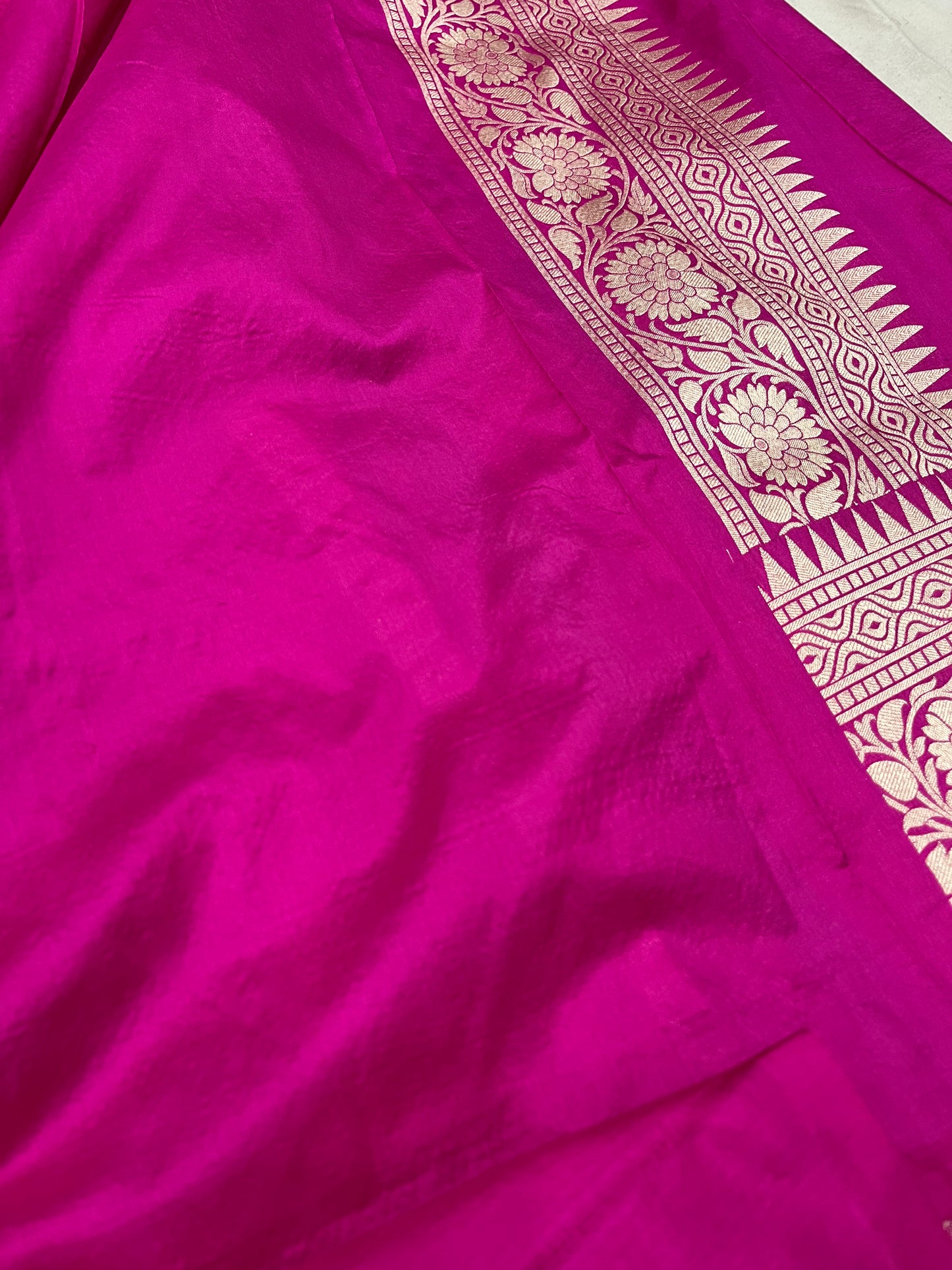 Rani Pink Banarasi Pure Silk sare