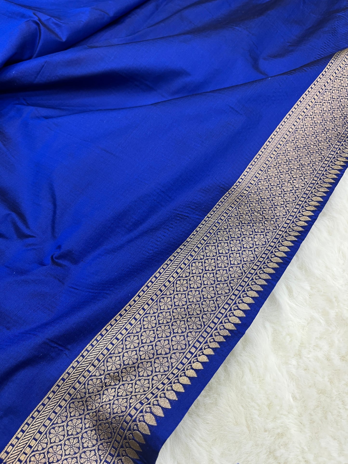 Handwoven Banarasi Pure Katan Silk Rangkat Sarees with Navy Blue Border & Pallu