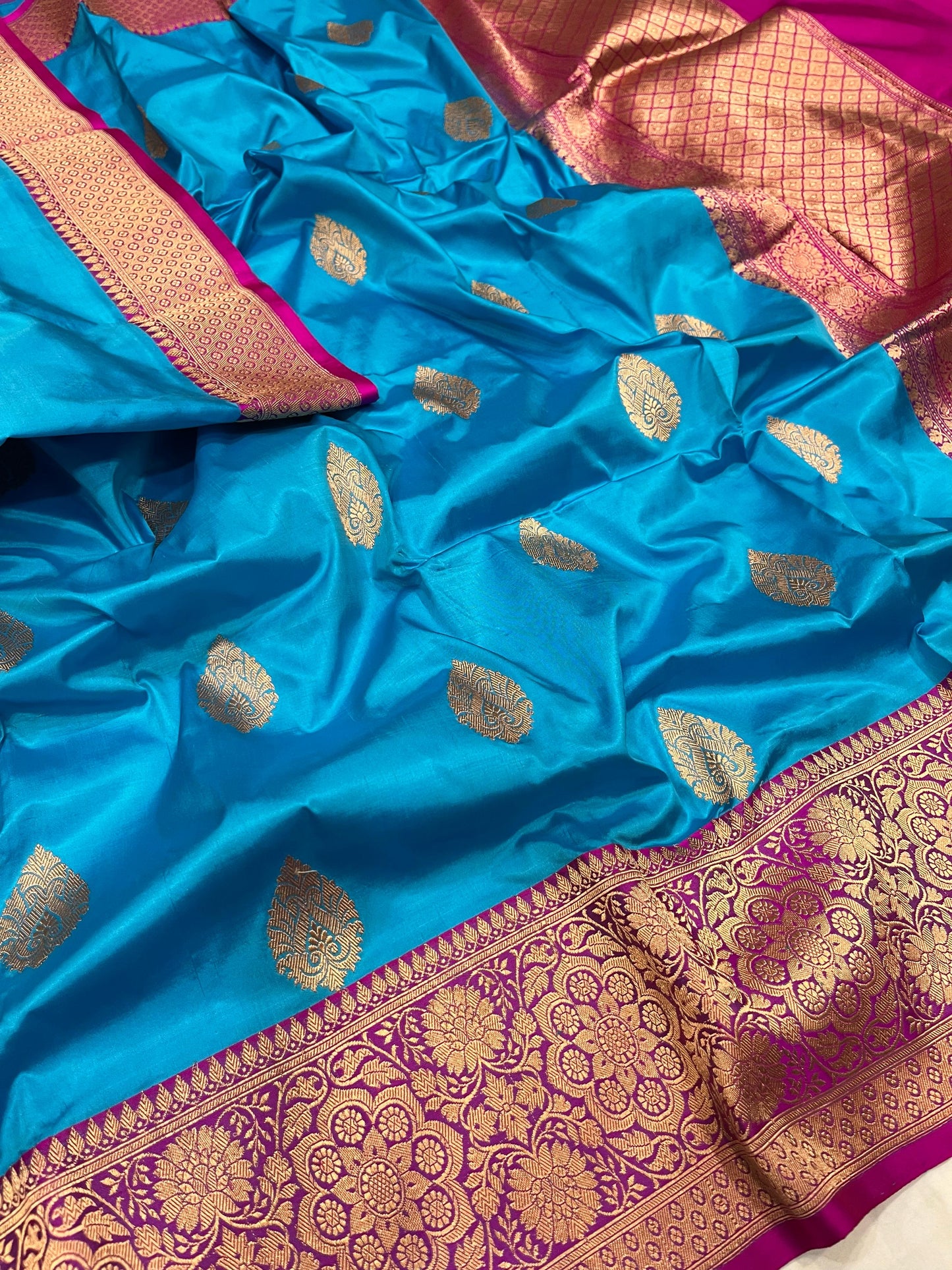 Sky-blue Pink Contrast Boder Saree