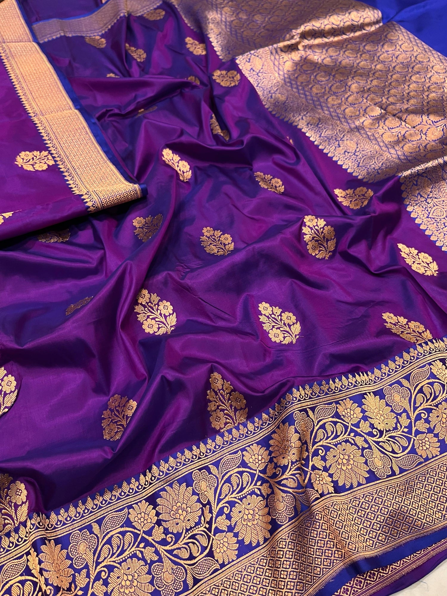 KATAN SILK CONTRAST BORDER SAEE