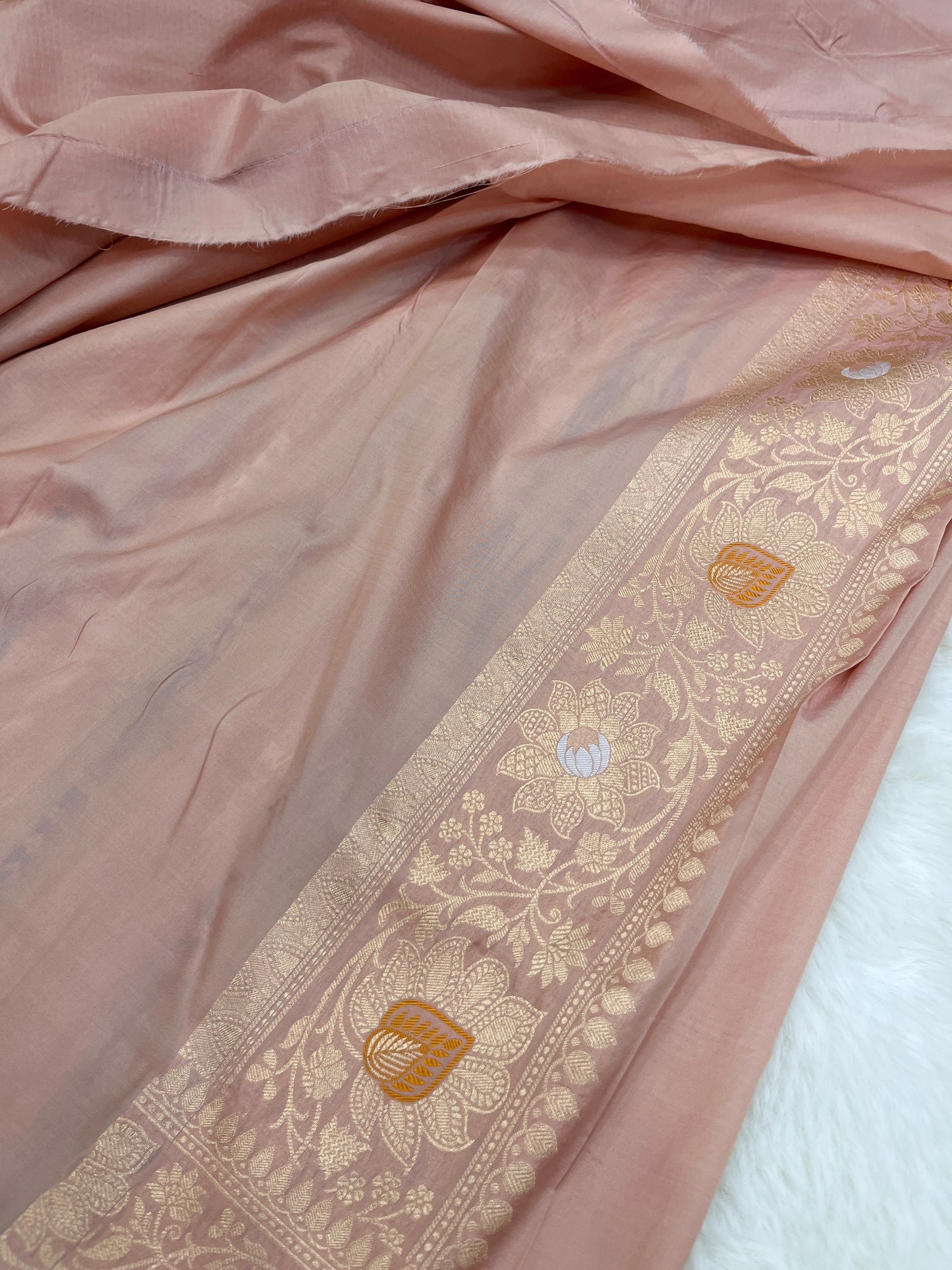 Rose Gold Radiance Handwoven Banarasi Pure Katan Silk Meenakari Saree