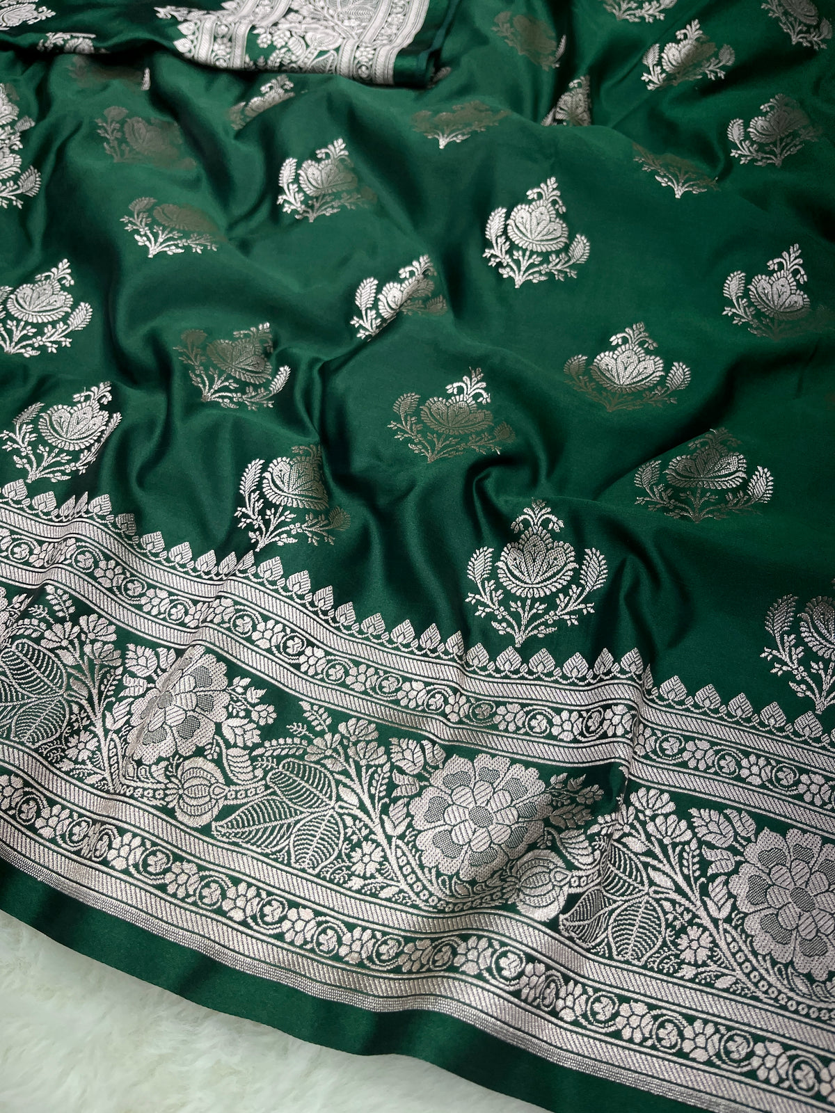 Green Banarasi Soft Mashru Katan Silk Bootidar Saree