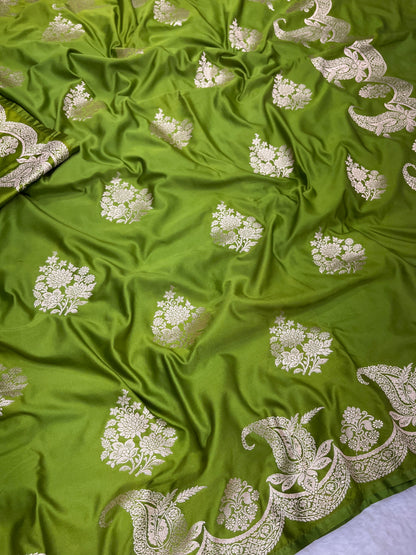Mehndi Green Banarasi Soft Mashru Silk Saree