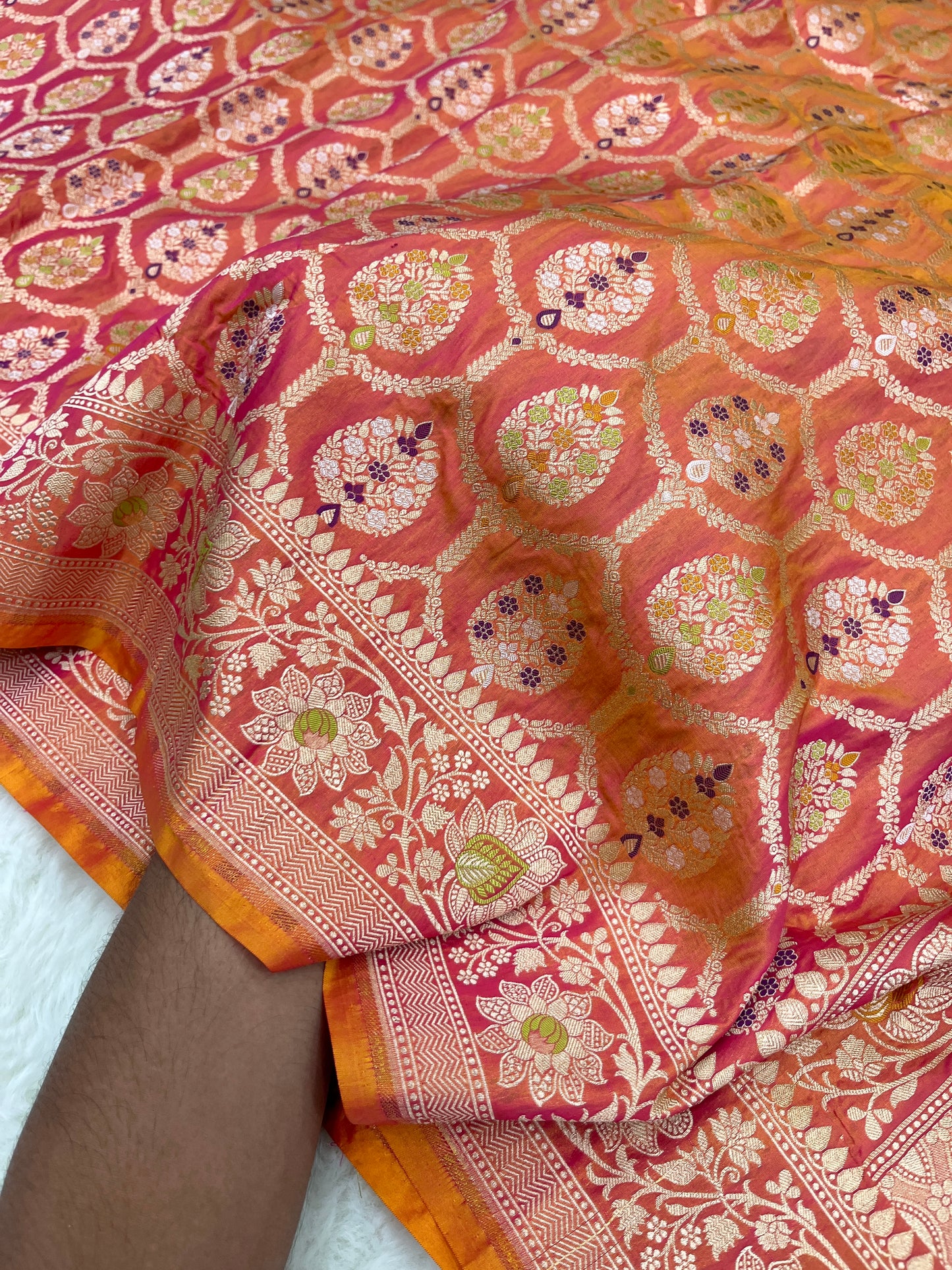 Wedding Wear Rose Ember Dual-Tone Handwoven Banarasi Pure Katan Silk Meenakari Saree