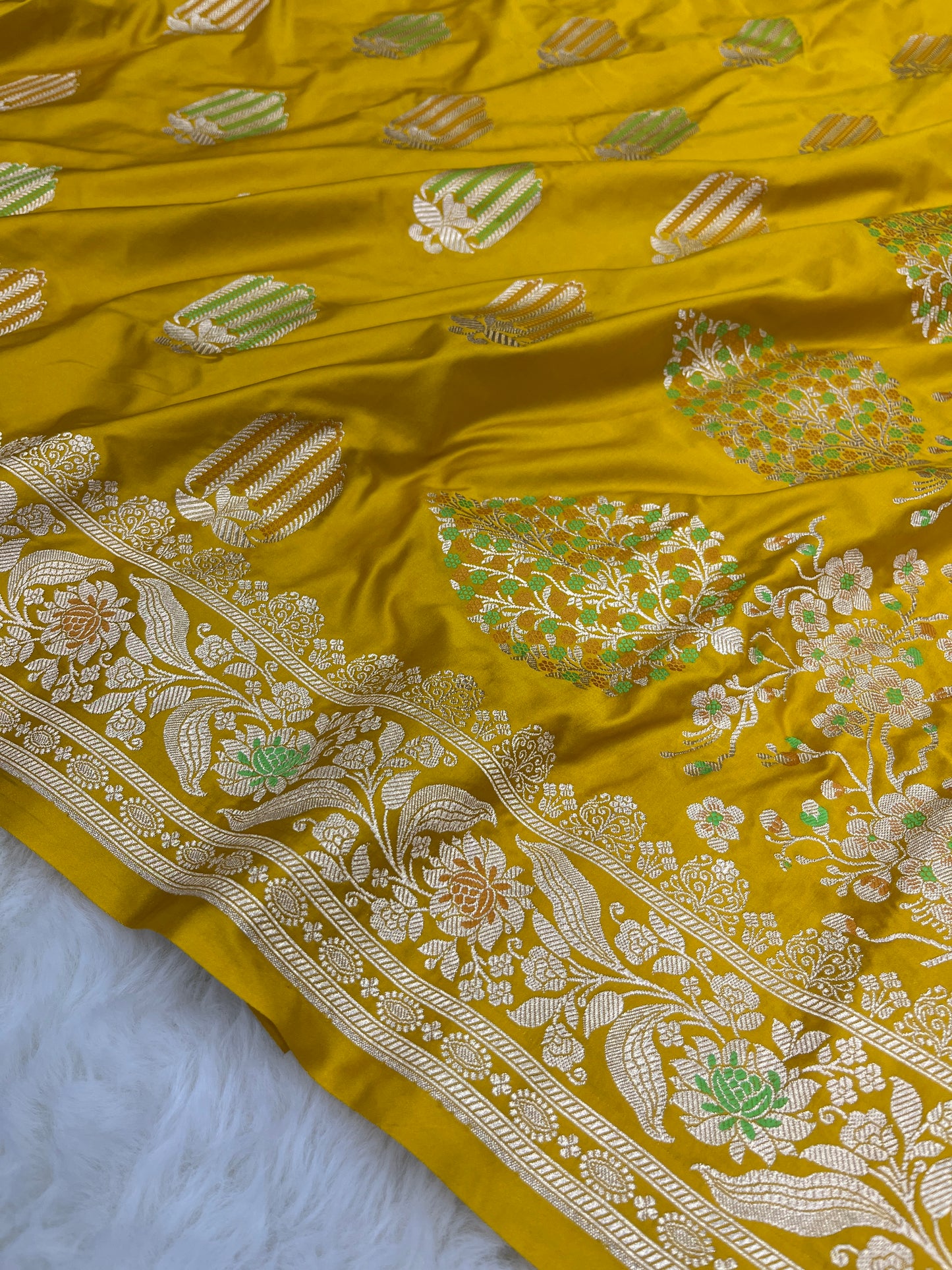 Haldi & Mehendi Wear Mustard Yellow Banarasi Pure Mashru Silk Meenakari Saree