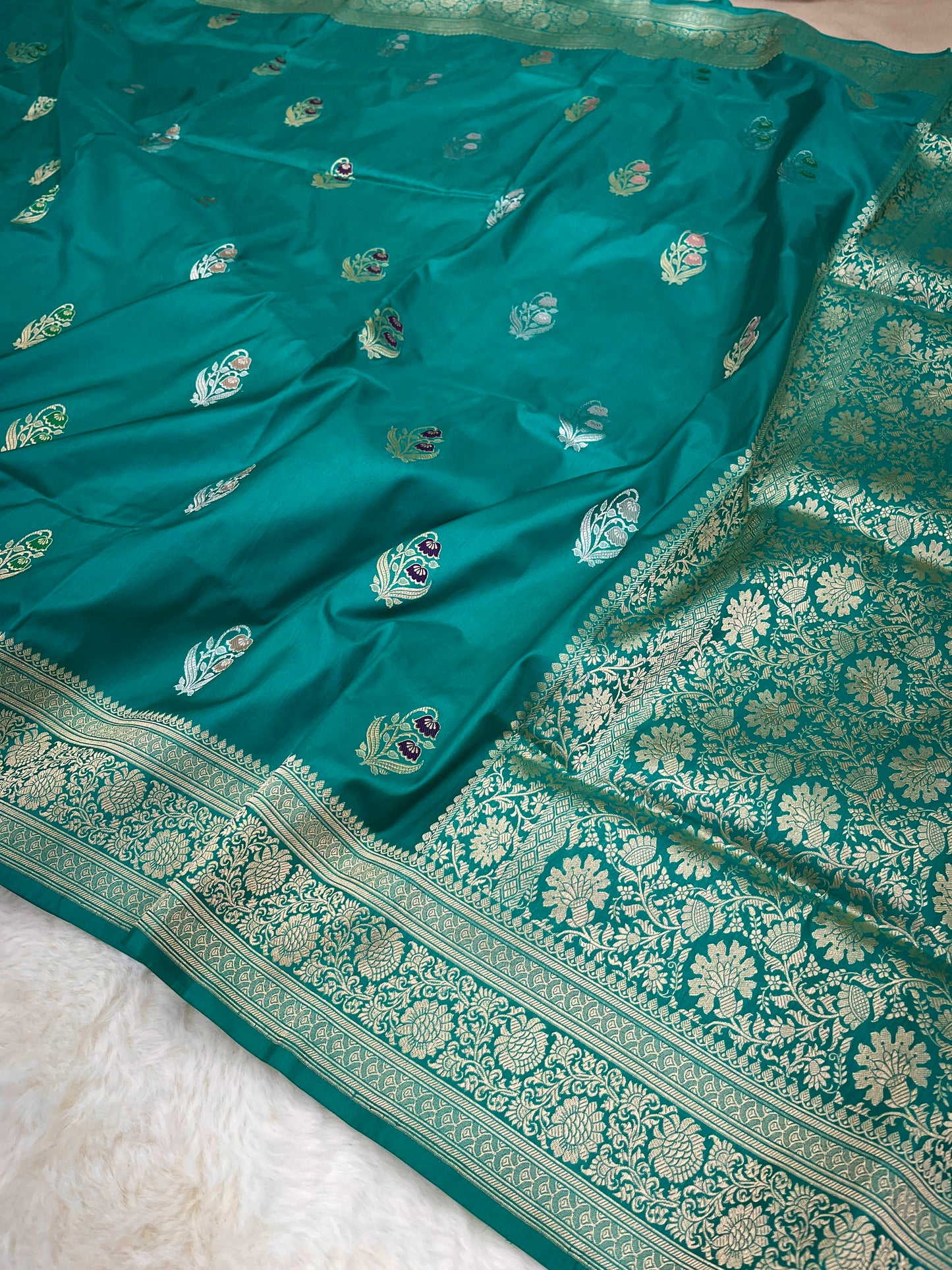 Rama Green Banarasi Pure Katan Silk Meenakari Bootidar Festive Wear Kadua Weave Saree