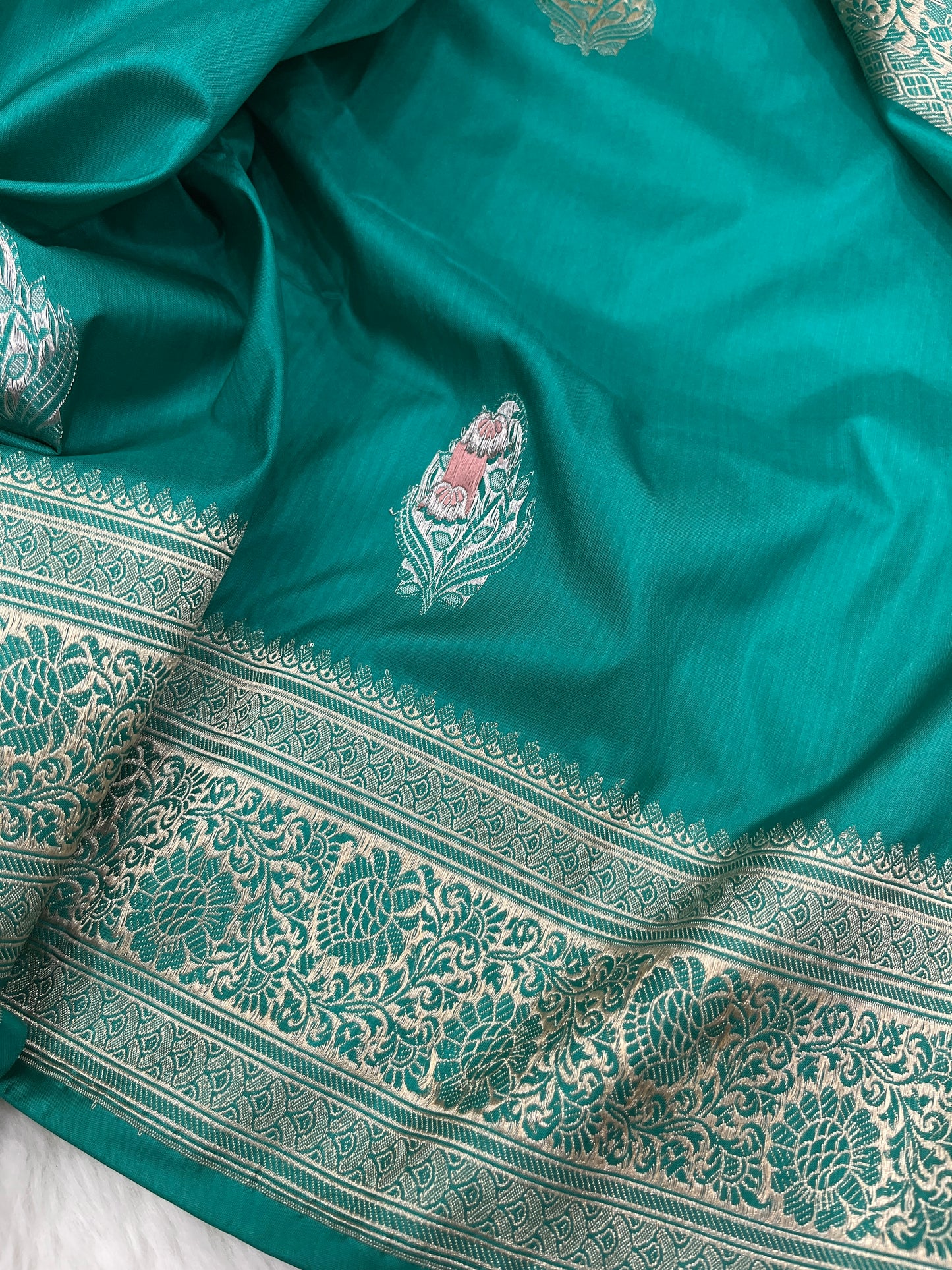 Rama Green Banarasi Pure Katan Silk Meenakari Bootidar Festive Wear Kadua Weave Saree