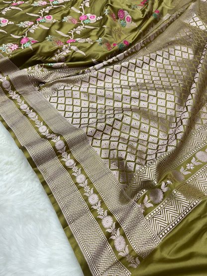 Pista Green Banarasi Mashru Meenakari Floral Jaal Work Saree