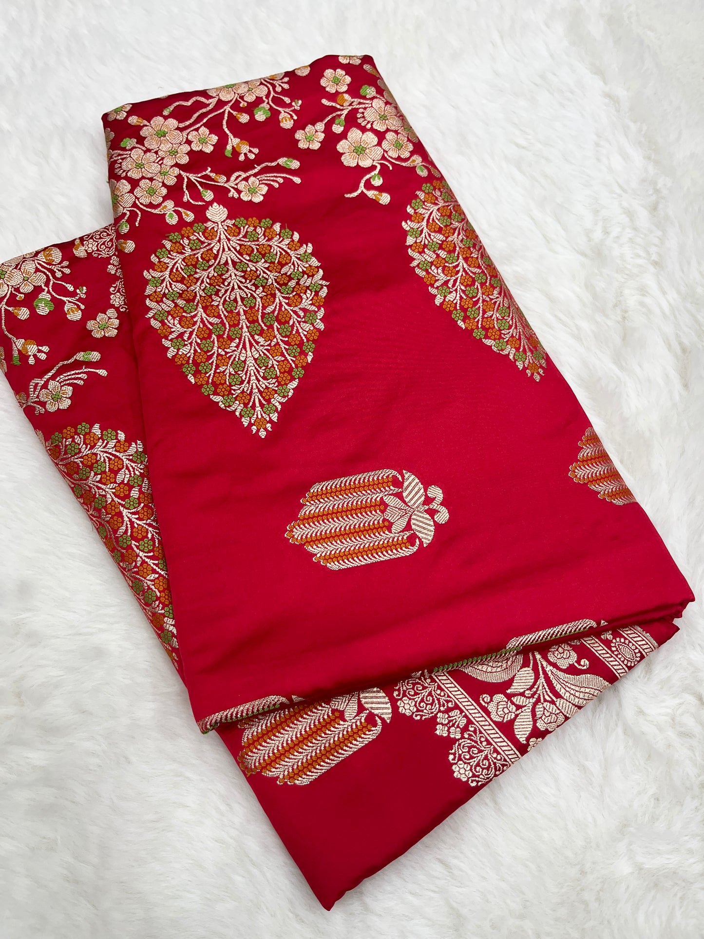Iconic Bridal Wedding Wear Crimson Red Banarasi Mashru Silk Meenakari Saree
