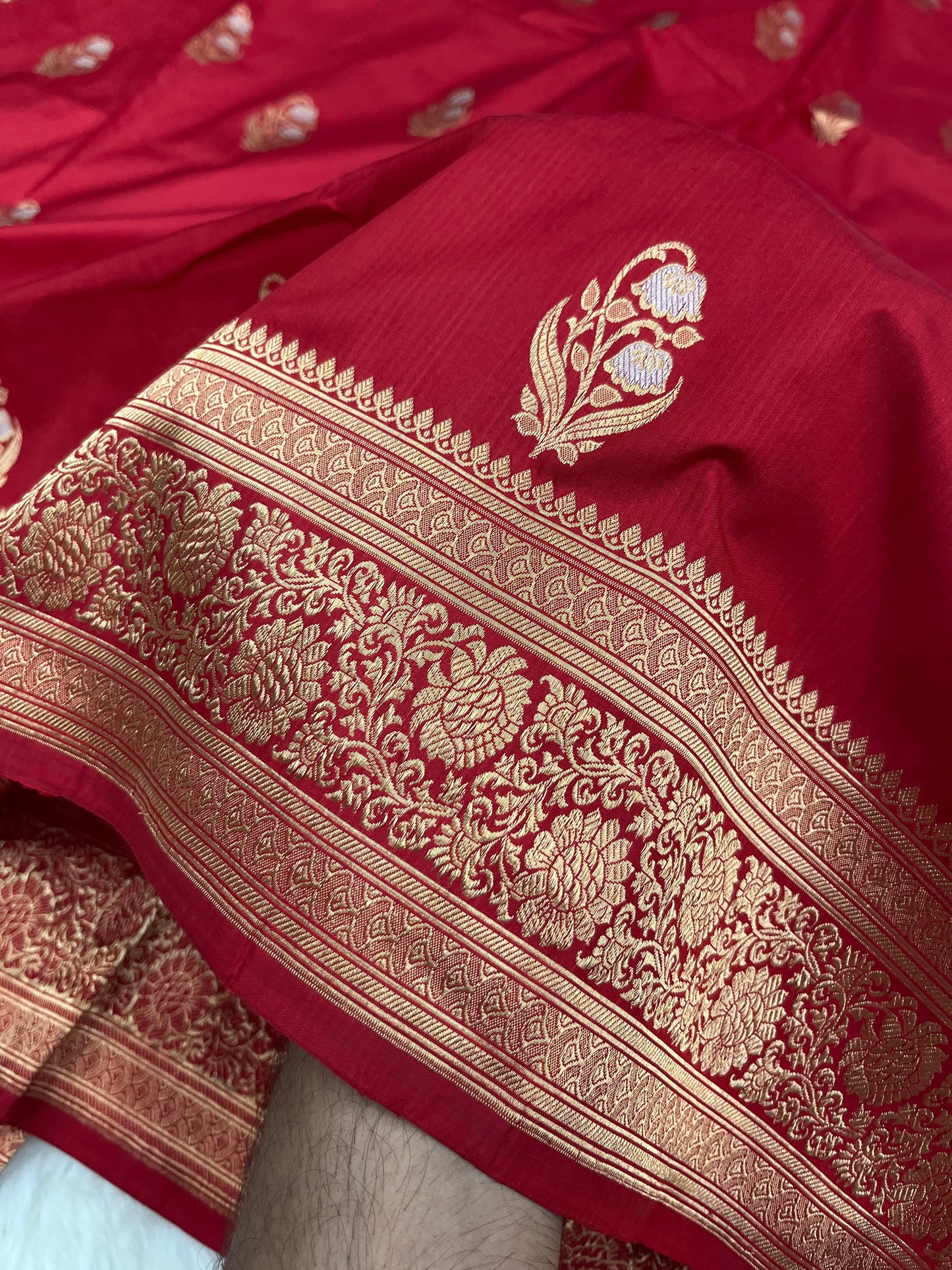 Crimson Red Banarasi Meenakari Bootidar Saree Handcrafted Kadua Weave Bridal Wear