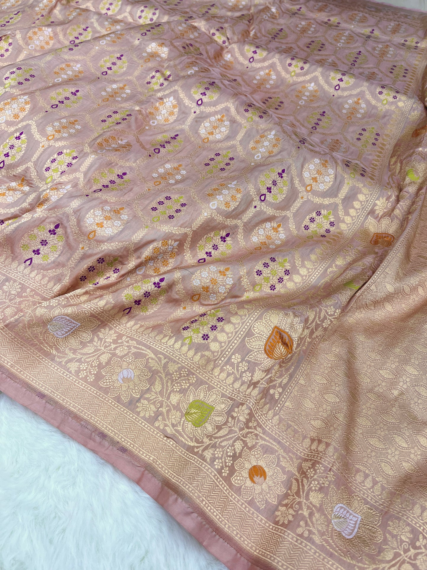 Rose Gold Radiance Handwoven Banarasi Pure Katan Silk Meenakari Saree