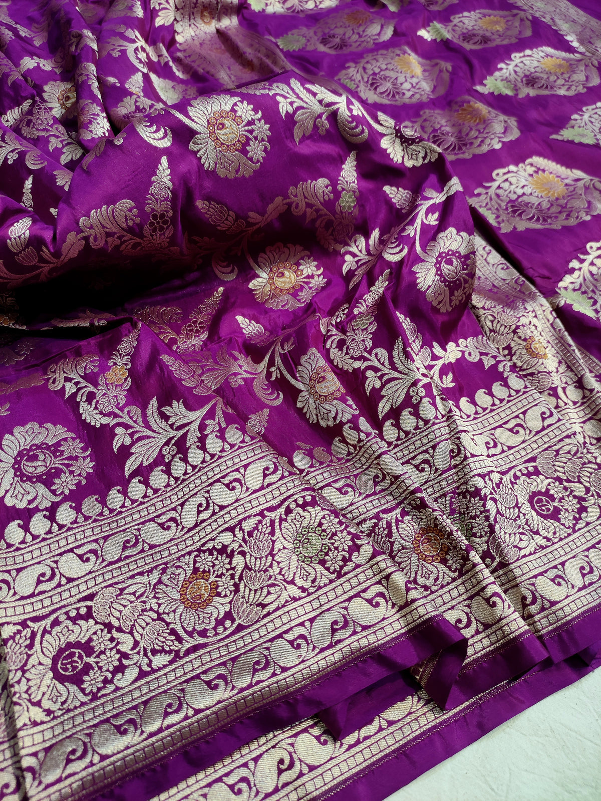 Luxurious Pure Katan Silk Meenakari Work for an Exquisite Heirloom Worthy Look