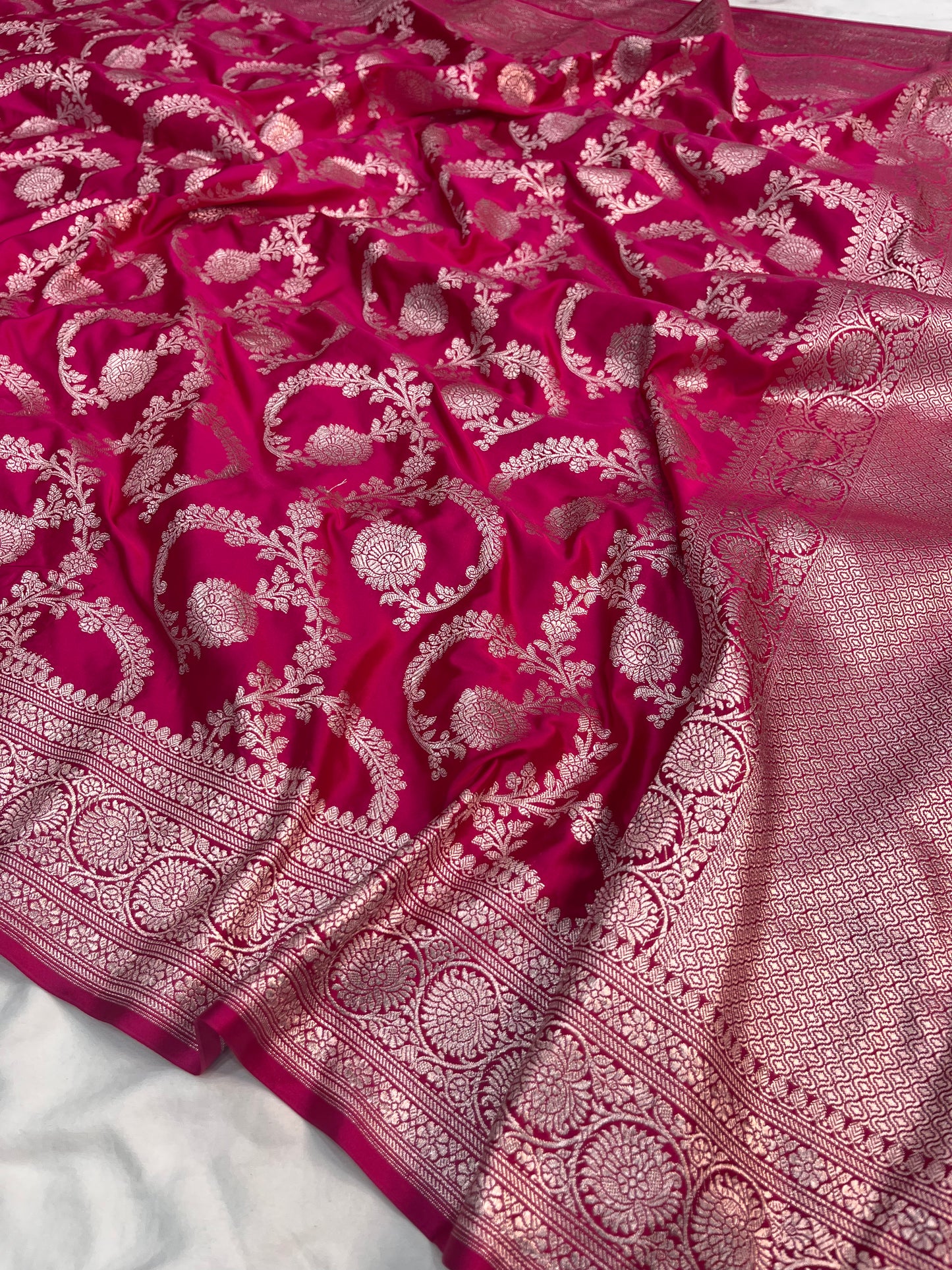 Cross Pink Floral Jaal Mashru Silk Saree