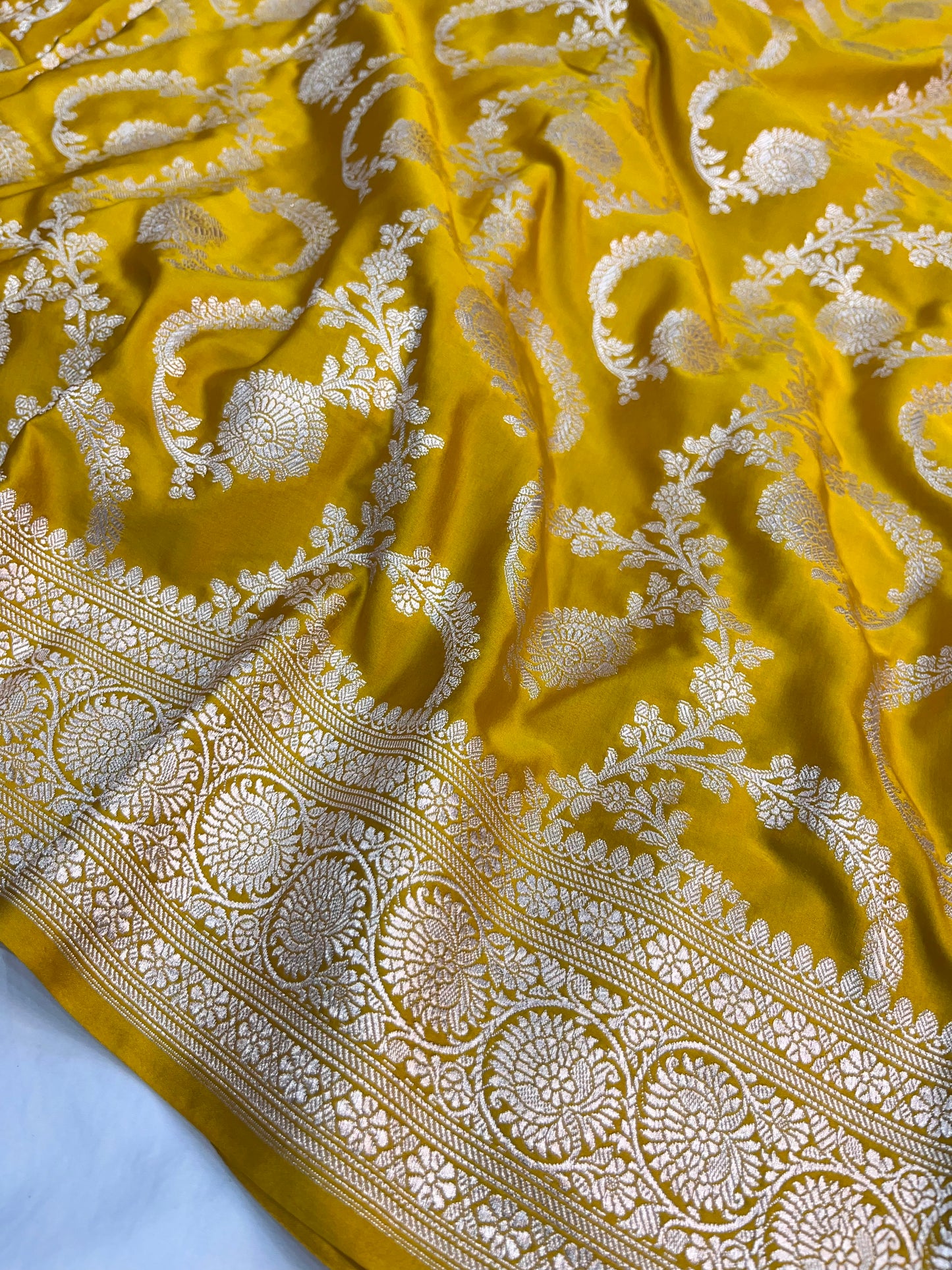 Yellow ( Sona Gold )Floral Jaal Mashru Silk Saree