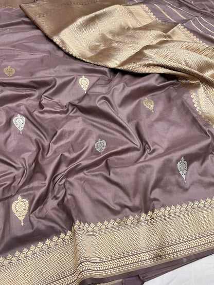 Dusty Shade habdwoven Kaduva Weave Katan Silk Saree
