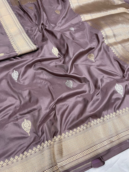 Dusty Shade habdwoven Kaduva Weave Katan Silk Saree