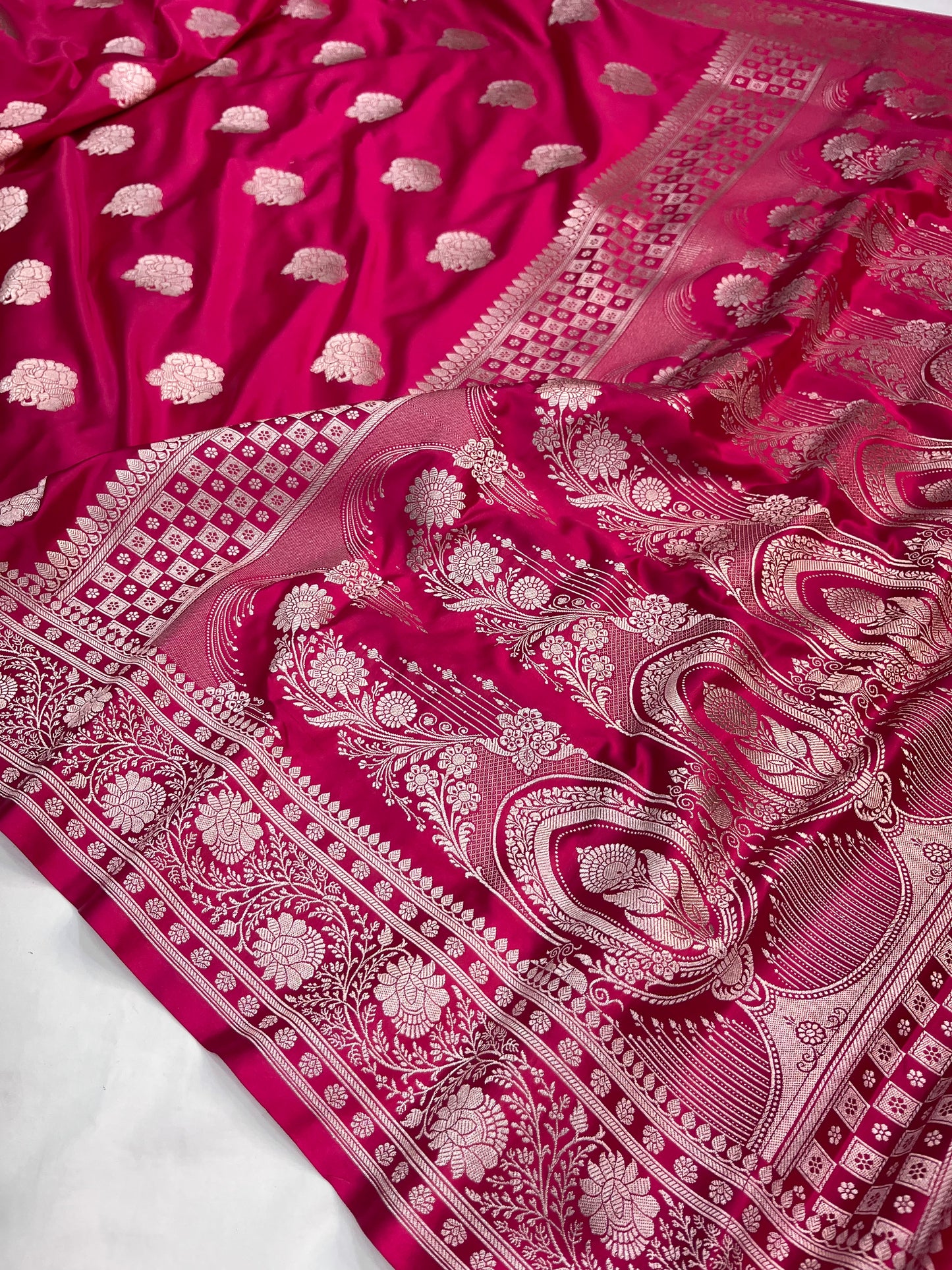 Cross Pink Shades Banarasi Floral Buta Mashru Silk Saree