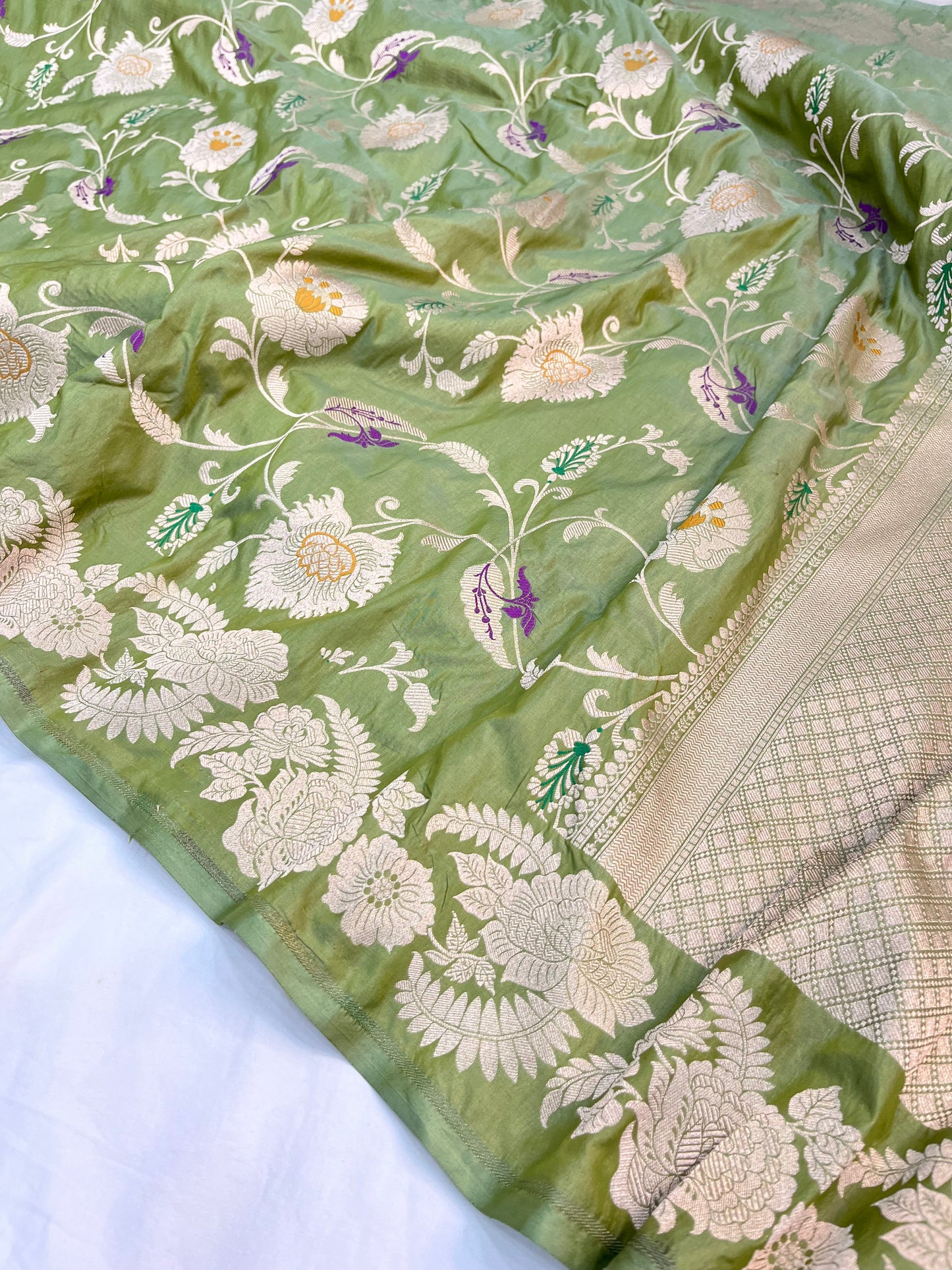 Pista Green Banarasi Floral Jaal Pure Katan Silk Saree with Golden Zari Weaving