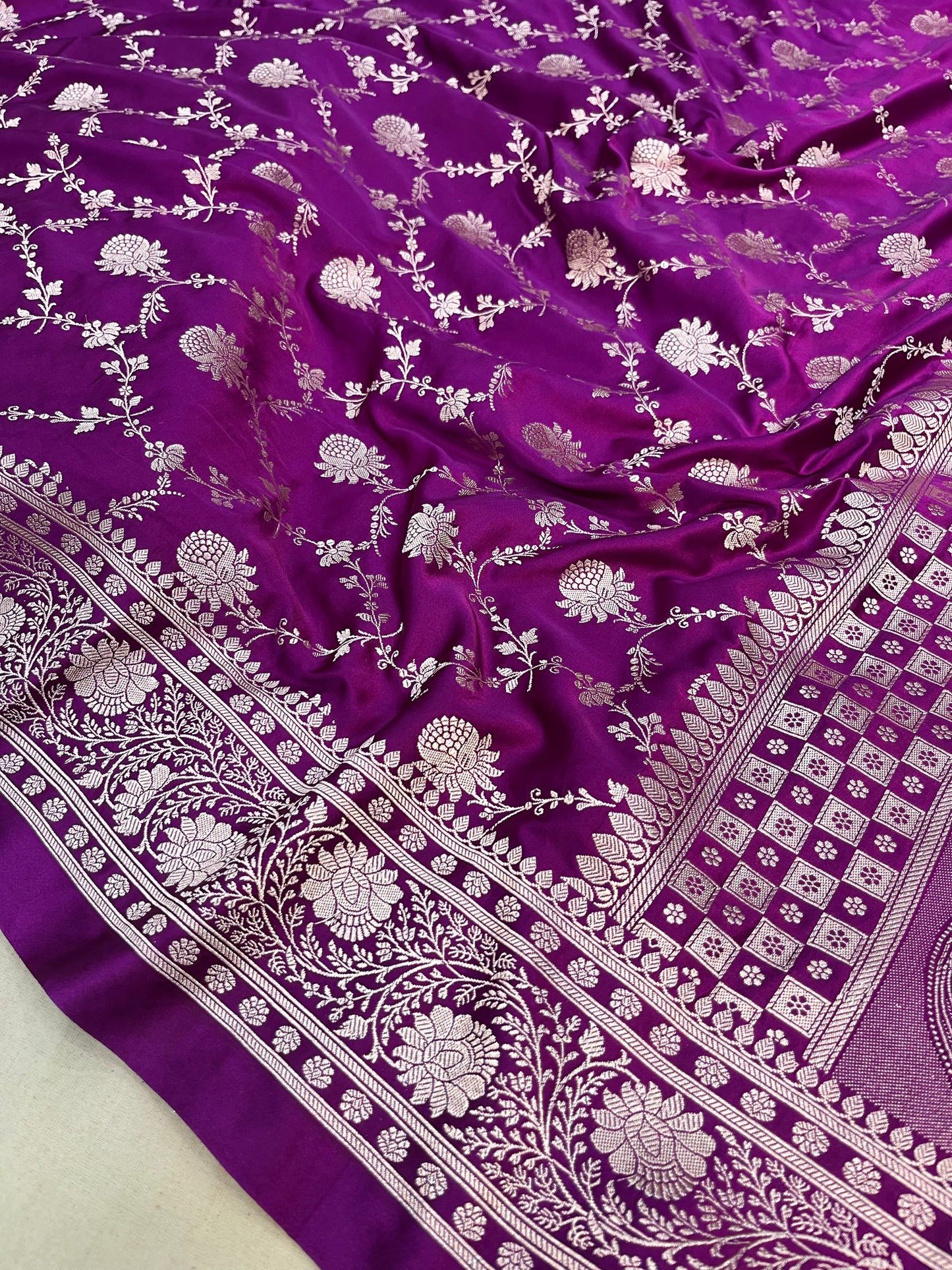Purple Banarasi Mashru Saree with Floral Jaal Design | Handwoven Traditional Saree