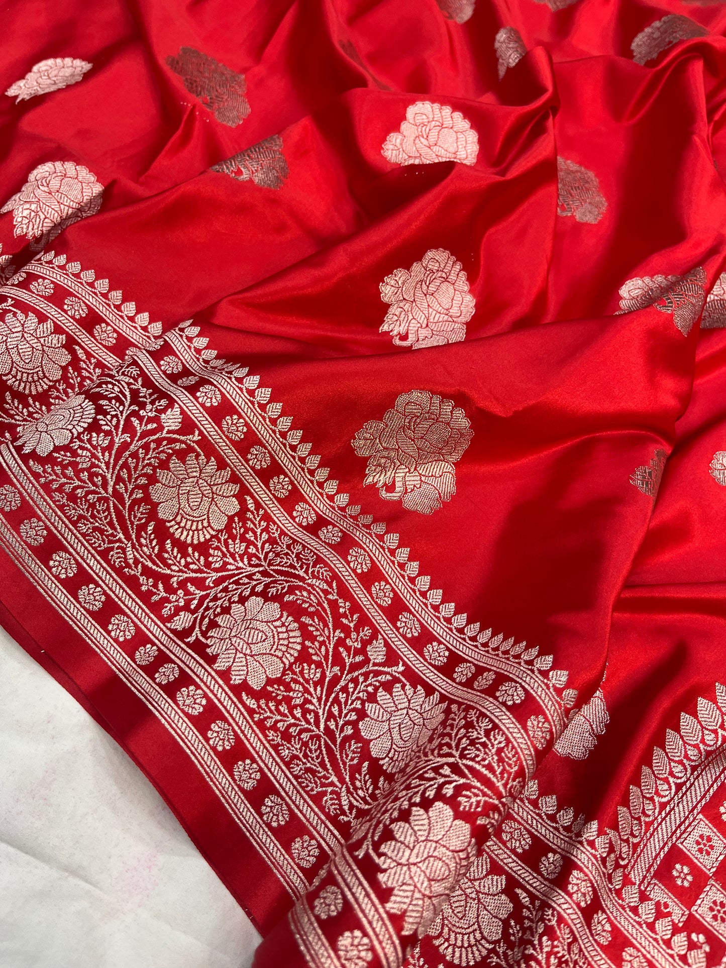 Red Banarasi Mashru Saree with Floral Buta Design
