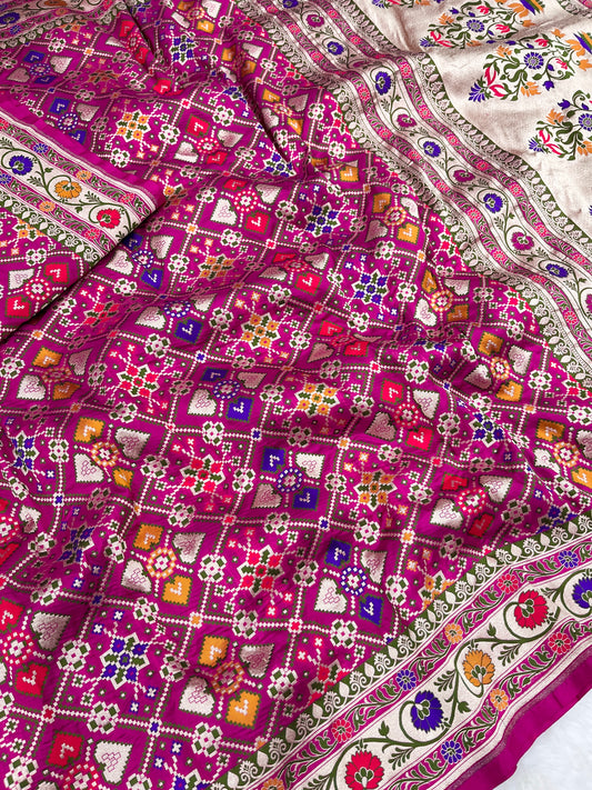 Handwoven Banarasi Magenta Pink Patola Silk Saree